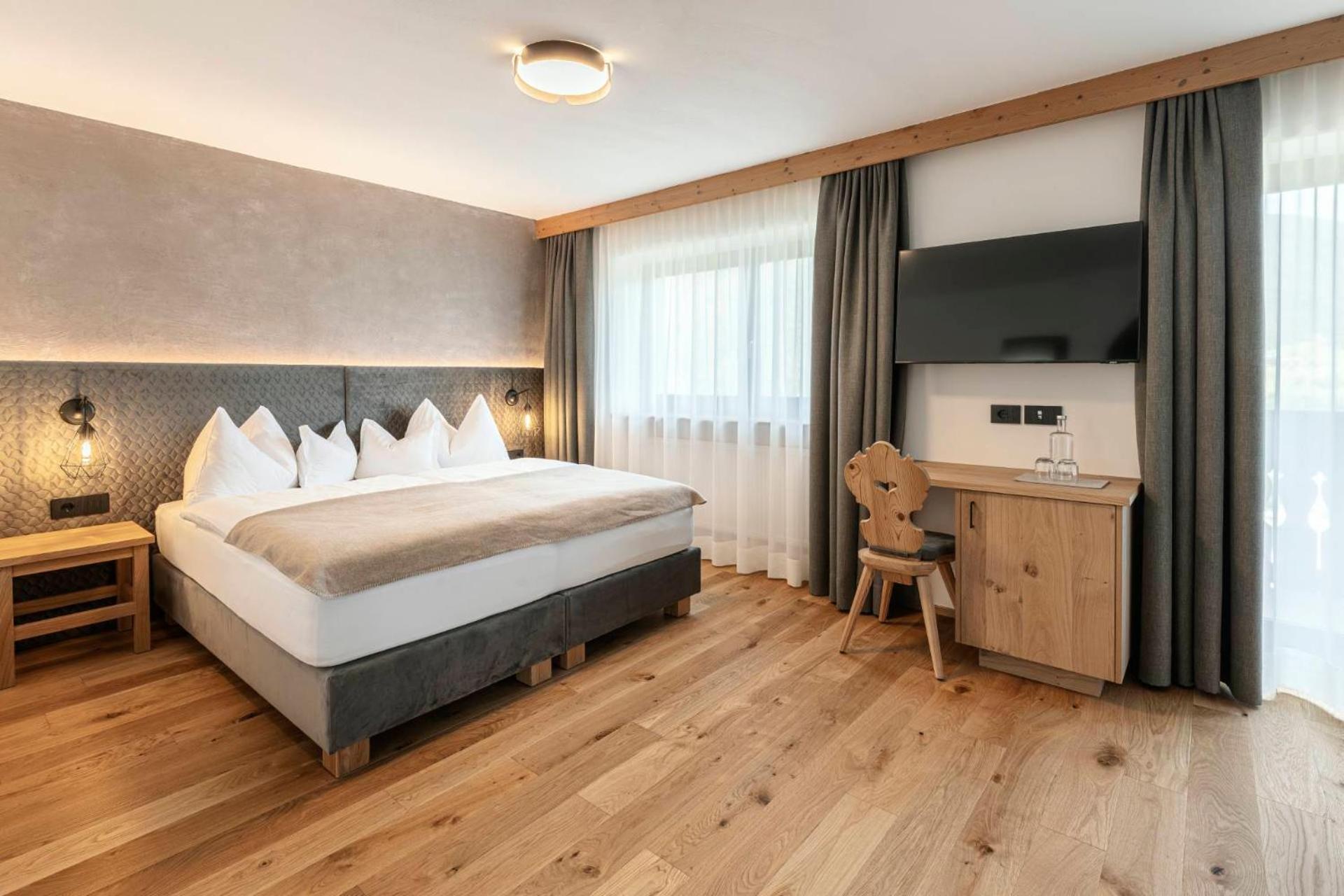 Hotel Niblea Dolomites Ортизей Екстериор снимка